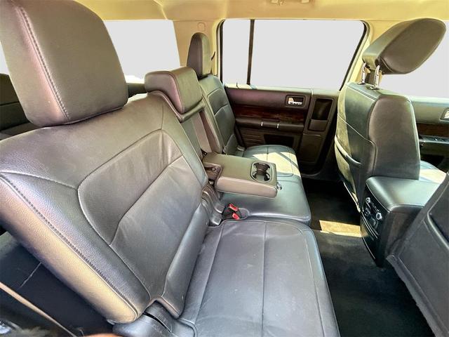 Photo of 2019 Oxford White Ford Flex
