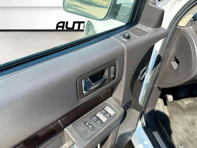 Photo of 2019 Oxford White Ford Flex