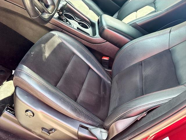 Photo of 2022 Octane Red Pearlcoat Dodge Durango