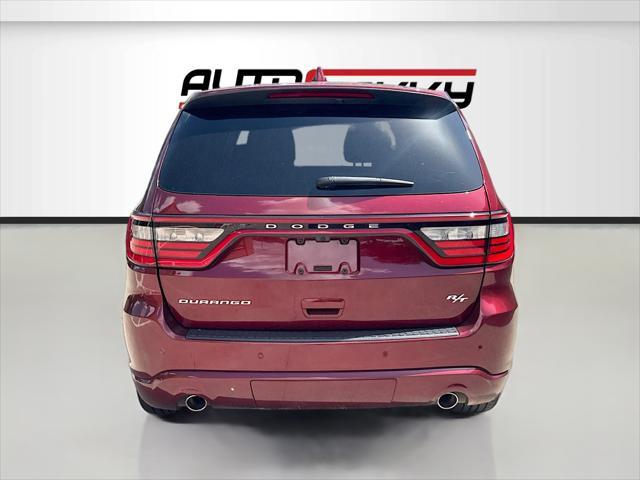 Photo of 2022 Octane Red Pearlcoat Dodge Durango