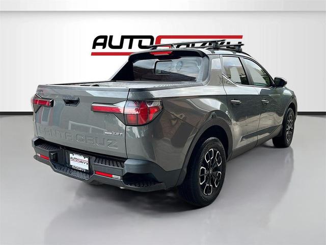 Photo of 2023 Hampton Gray Hyundai SANTA CRUZ
