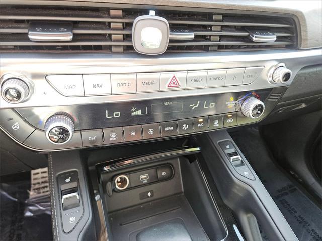 Photo of 2022 Black Copper Kia Telluride