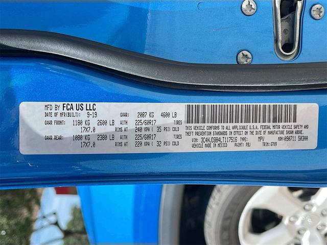 Photo of 2020 Laser Blue Pearlcoat Jeep Compass