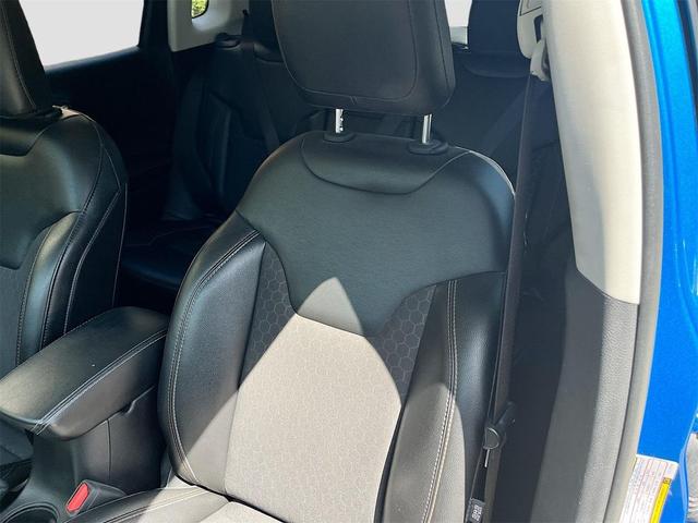 Photo of 2020 Laser Blue Pearlcoat Jeep Compass