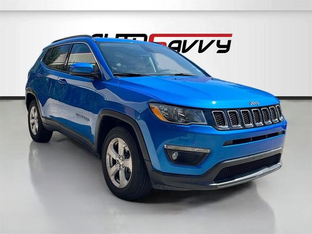 Photo of 2020 Laser Blue Pearlcoat Jeep Compass