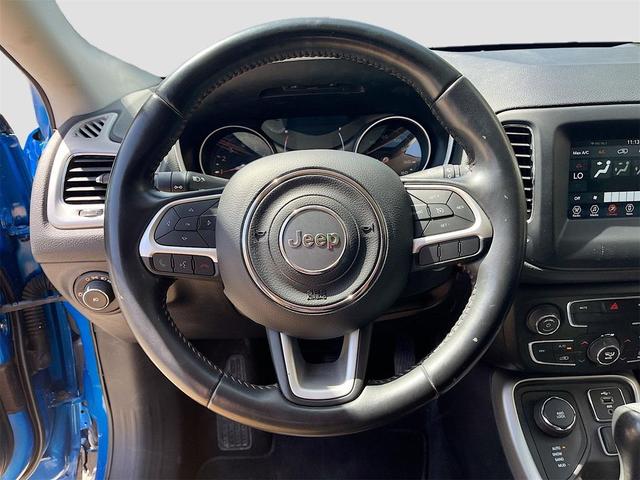 Photo of 2020 Laser Blue Pearlcoat Jeep Compass