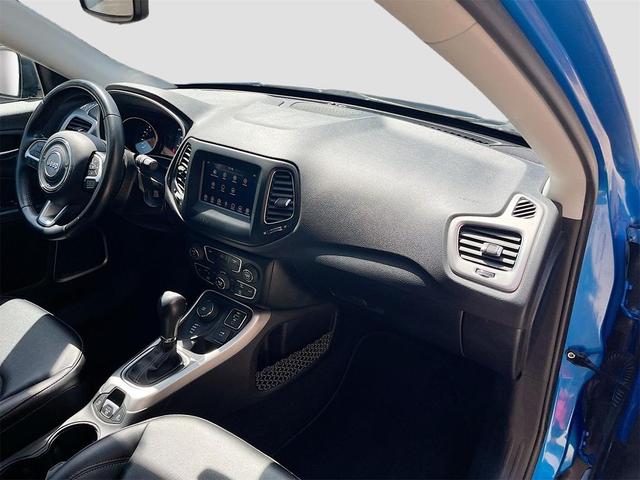 Photo of 2020 Laser Blue Pearlcoat Jeep Compass