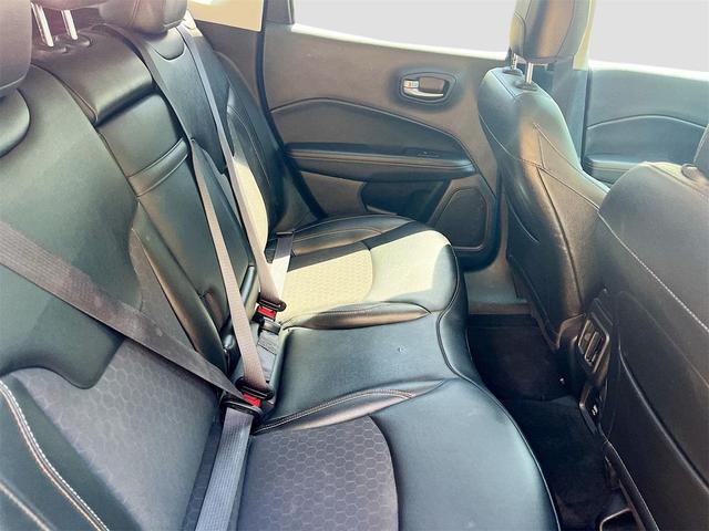 Photo of 2020 Laser Blue Pearlcoat Jeep Compass