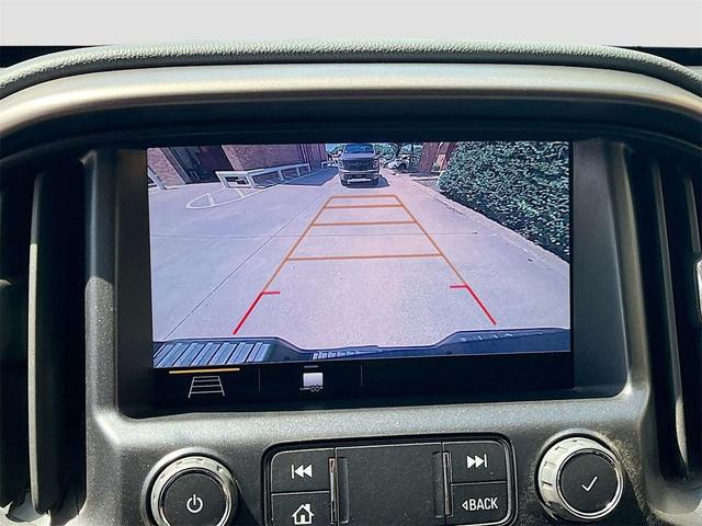 Photo of 2022 Satin Steel Metallic Chevrolet Colorado