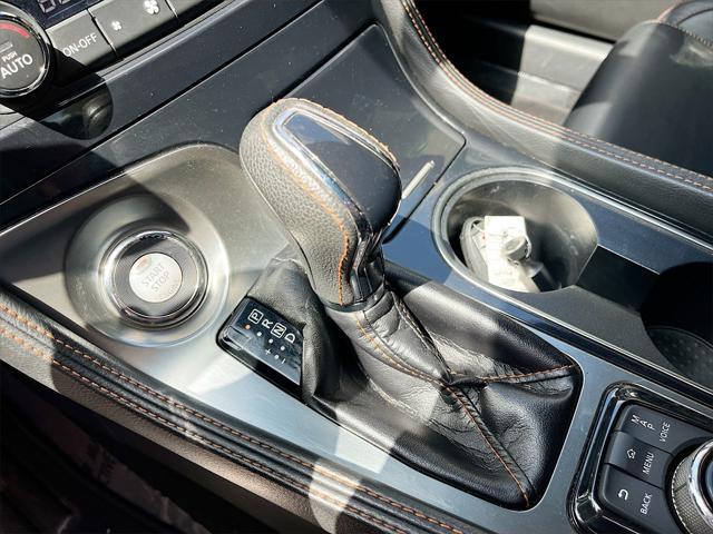 Photo of 2022 Super Black Nissan Maxima