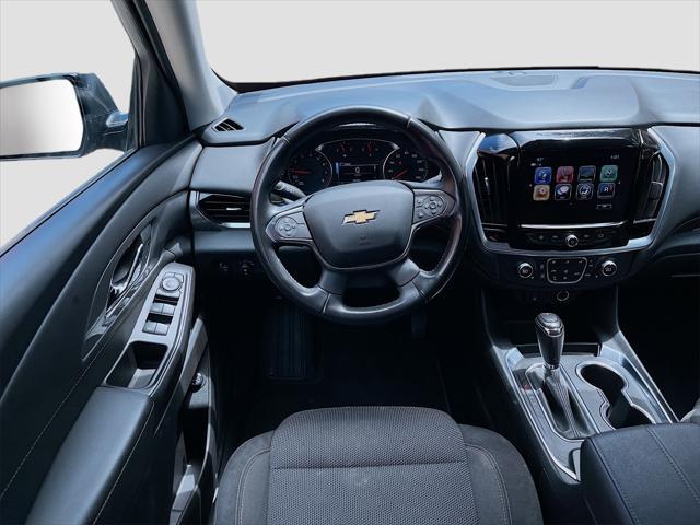 Photo of 2019 Graphite Metallic Chevrolet Traverse