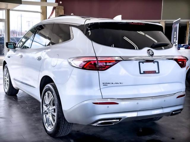 Photo of 2023 White Frost Tri-Coat Buick Enclave
