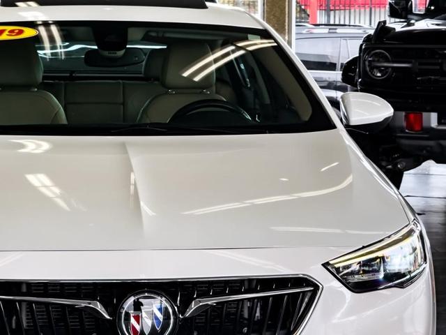 Photo of 2019 White Frost Tri-Coat Buick Regal Sportback