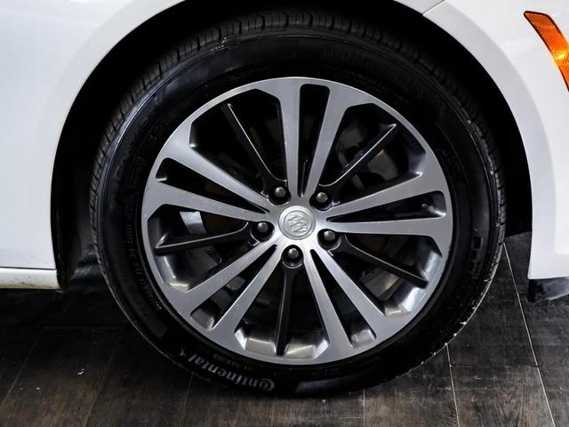 Photo of 2019 White Frost Tri-Coat Buick Regal Sportback