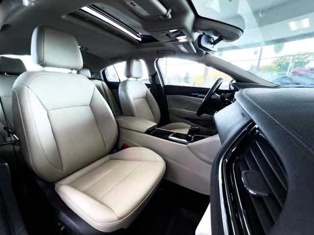 Photo of 2019 White Frost Tri-Coat Buick Regal Sportback