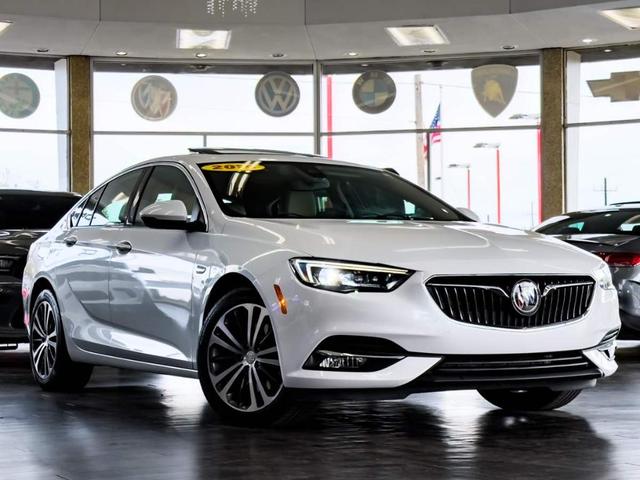 Photo of 2019 White Frost Tri-Coat Buick Regal Sportback