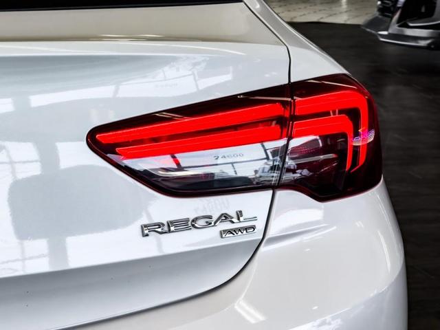 Photo of 2019 White Frost Tri-Coat Buick Regal Sportback
