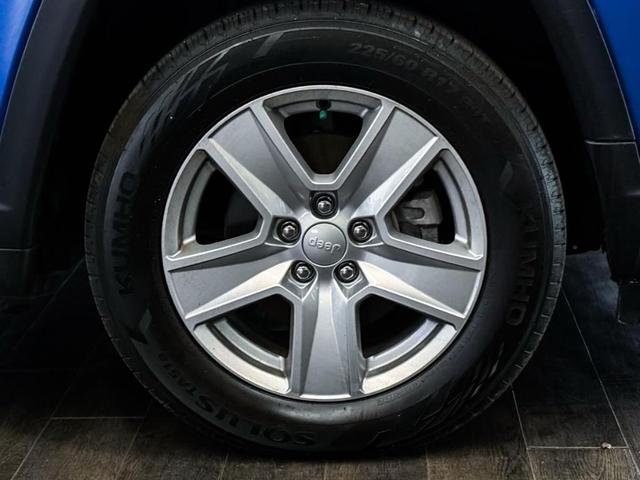 Photo of 2022 Laser Blue Jeep Compass