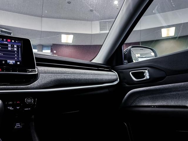 Photo of 2022 Laser Blue Jeep Compass