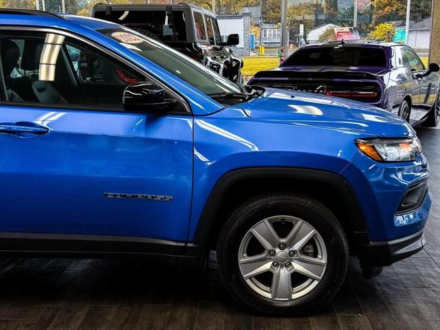 Photo of 2022 Laser Blue Jeep Compass