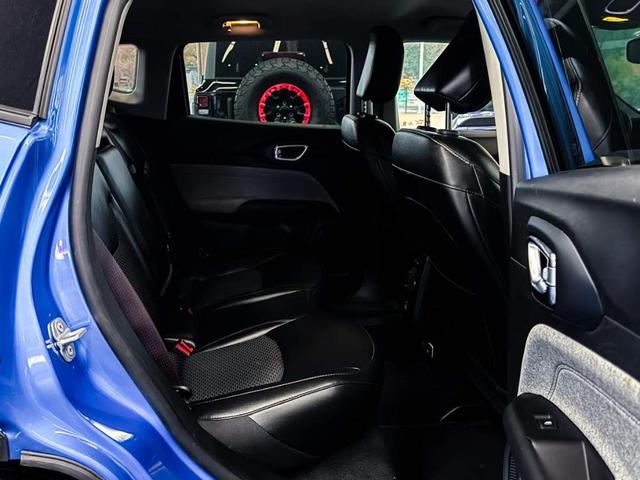 Photo of 2022 Laser Blue Jeep Compass