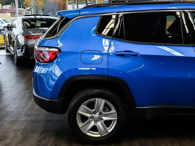 Photo of 2022 Laser Blue Jeep Compass