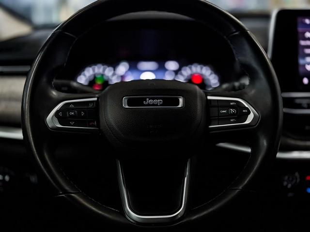 Photo of 2022 Laser Blue Jeep Compass