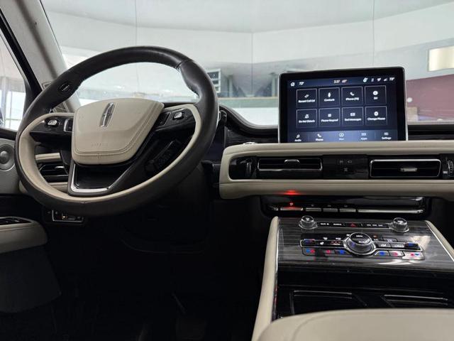 Photo of 2023 Diamond Red Lincoln Aviator