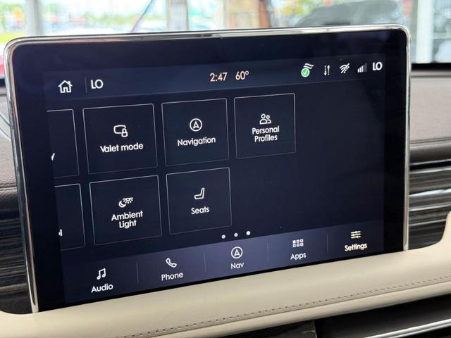 Photo of 2023 Diamond Red Lincoln Aviator