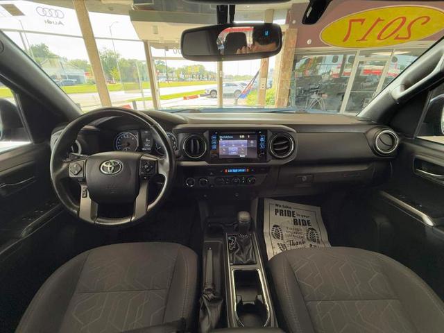 Photo of 2017 Blazing Blue Pearl Toyota Tacoma