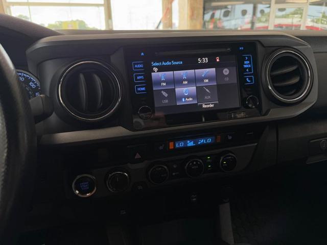 Photo of 2017 Blazing Blue Pearl Toyota Tacoma