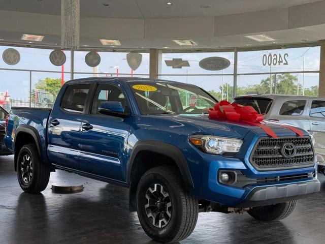 Photo of 2017 Blazing Blue Pearl Toyota Tacoma