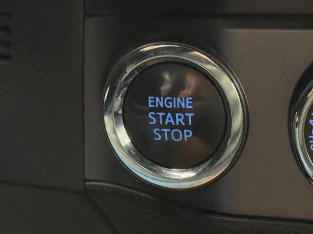 Photo of 2017 Blazing Blue Pearl Toyota Tacoma