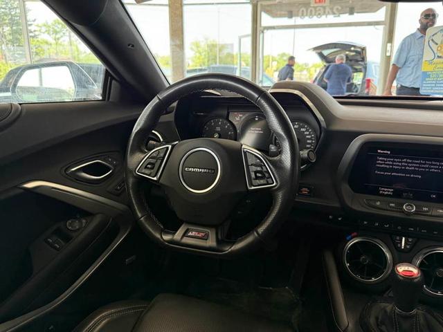 Photo of 2023 Vivid Orange Metallic Chevrolet Camaro