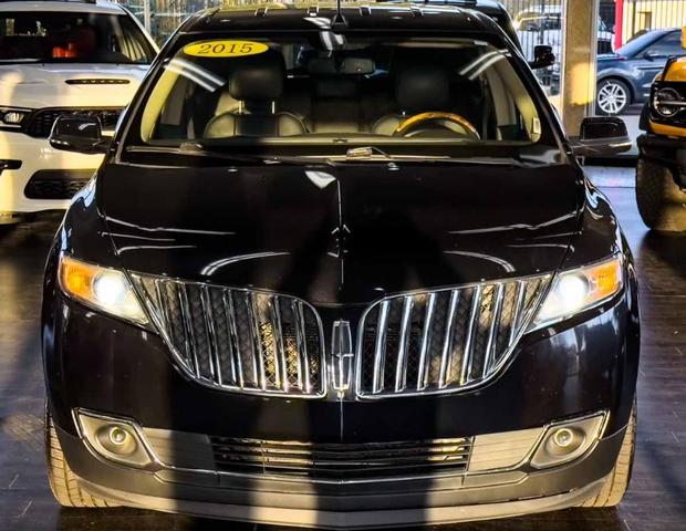 Photo of 2015 Tuxedo Black Metallic Lincoln MKX