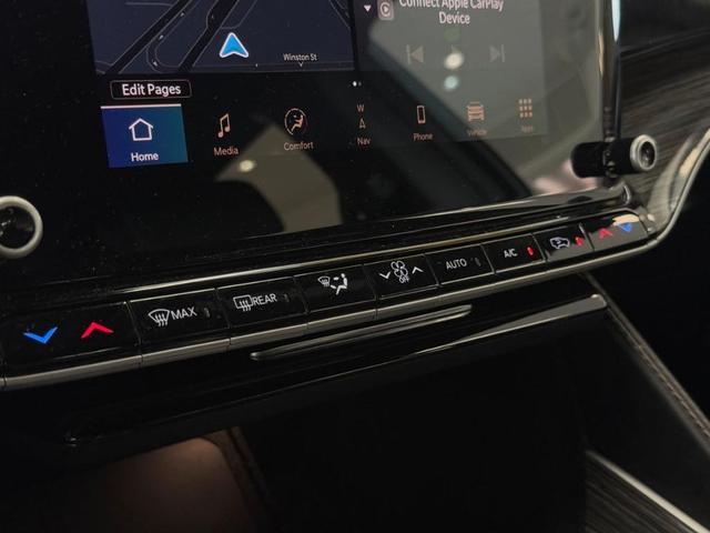 Photo of 2022 Diamond Black Jeep Wagoneer