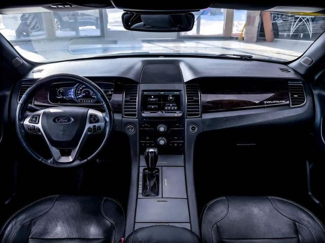 Photo of 2014 Tuxedo Black Metallic Ford Taurus