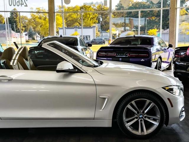 Photo of 2019 Mineral White Metallic BMW 430