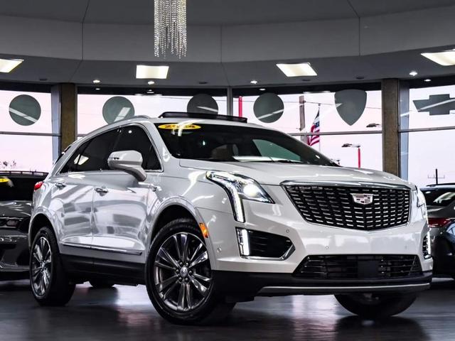 Photo of 2024 Crystal White Tri-Coat Cadillac XT5