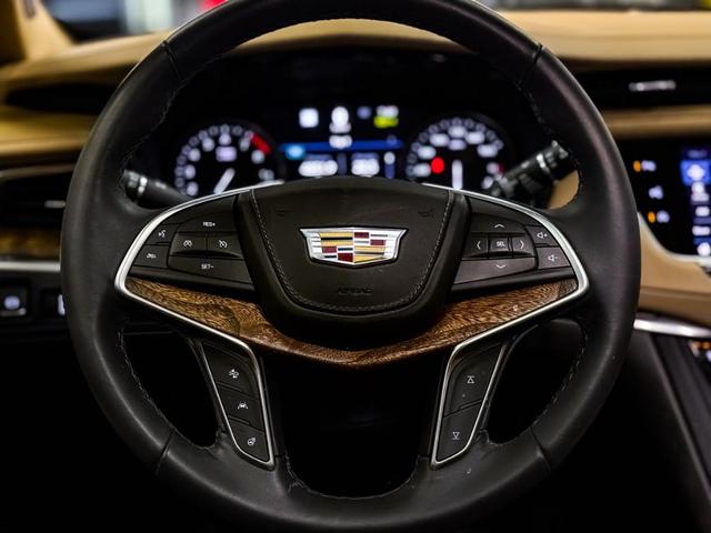 Photo of 2024 Crystal White Tri-Coat Cadillac XT5