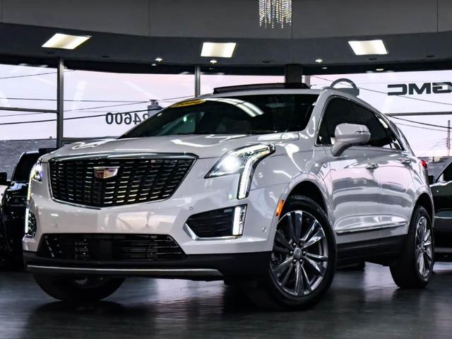 Photo of 2024 Crystal White Tri-Coat Cadillac XT5