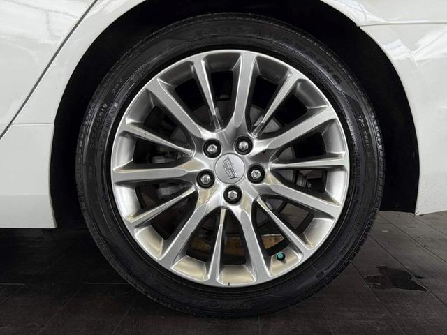 Photo of 2020 Crystal White Tri-Coat Cadillac CT6