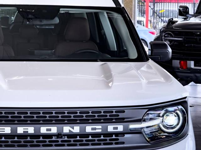 Photo of 2023 Oxford White Ford Bronco Sport