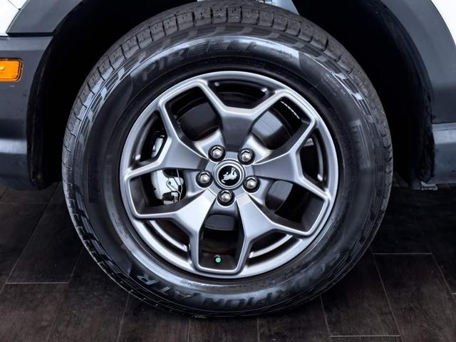 Photo of 2023 Oxford White Ford Bronco Sport