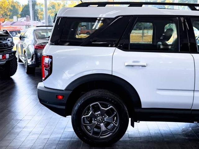 Photo of 2023 Oxford White Ford Bronco Sport