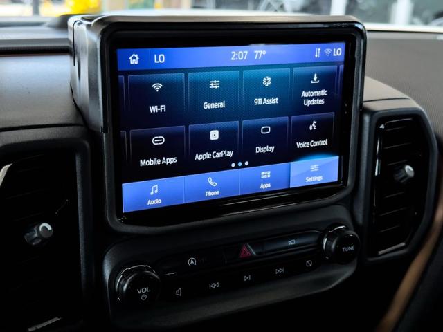 Photo of 2023 Oxford White Ford Bronco Sport