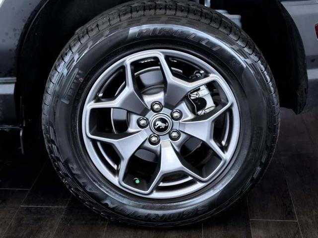 Photo of 2023 Oxford White Ford Bronco Sport