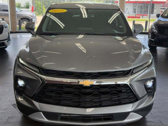 Photo of 2025 Sterling Gray Metallic Chevrolet Blazer