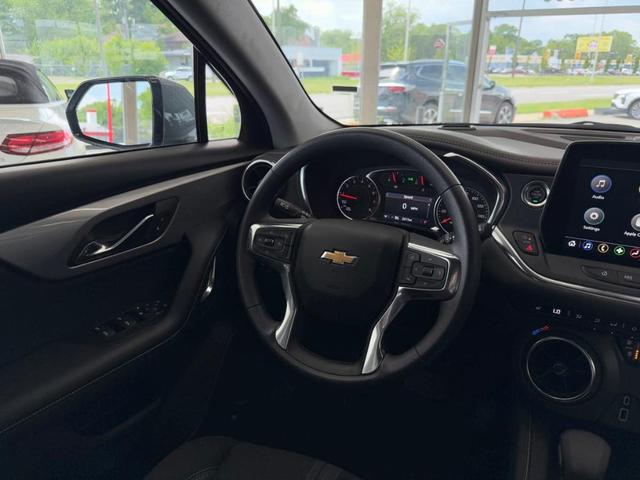 Photo of 2025 Sterling Gray Metallic Chevrolet Blazer
