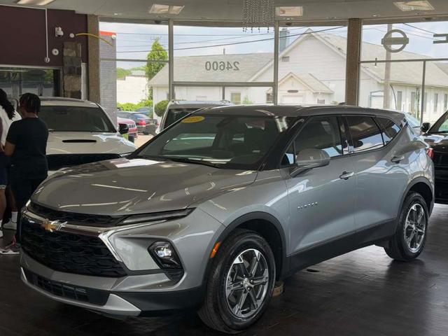 Photo of 2025 Sterling Gray Metallic Chevrolet Blazer